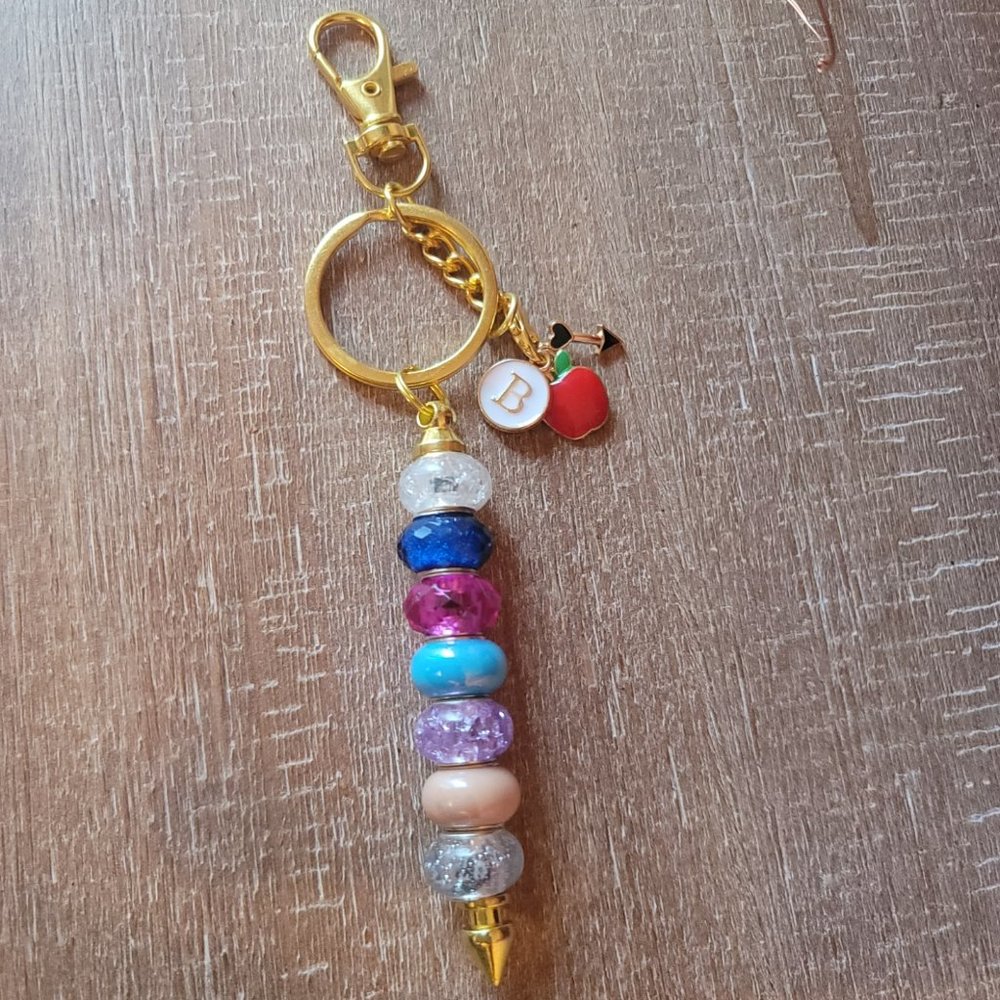 Beaded Handcrafted Initial "B" Keychain with charms - Picture 3 of 8